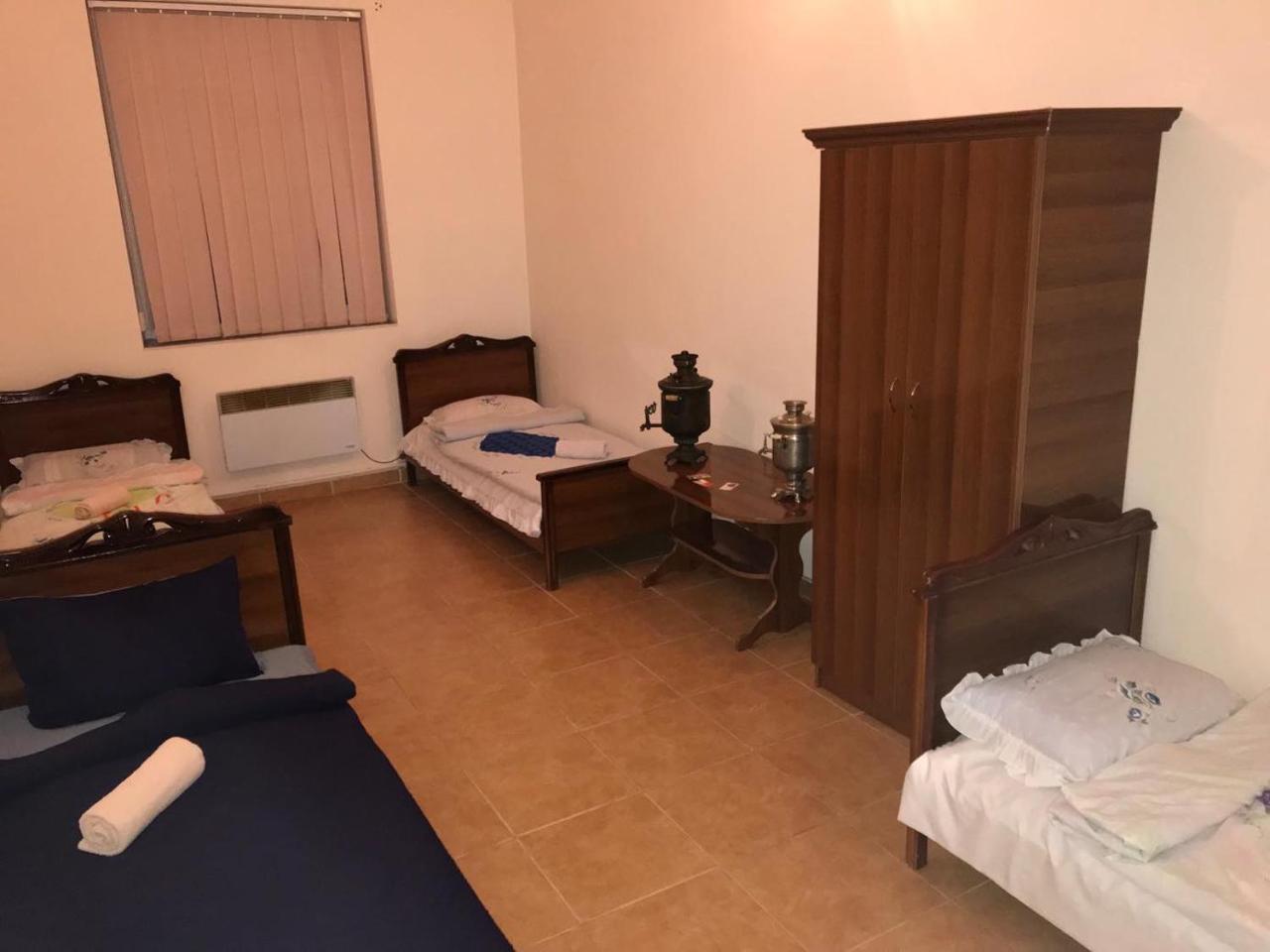 Light Guest House Гюмри Екстериор снимка
